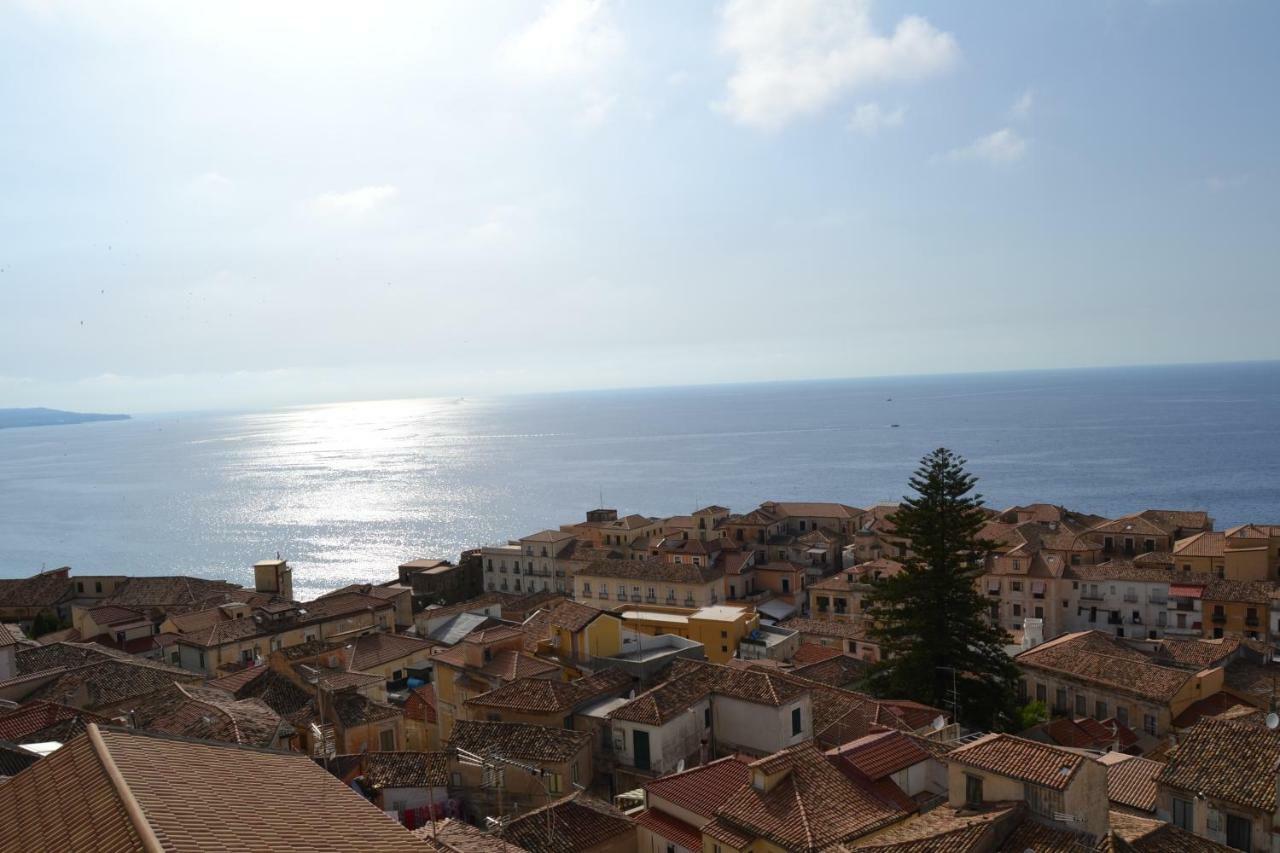 Appartement Il Terrazzo Su Pizzo Extérieur photo