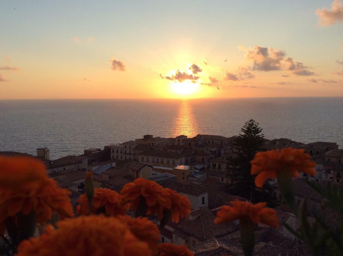 Appartement Il Terrazzo Su Pizzo Extérieur photo