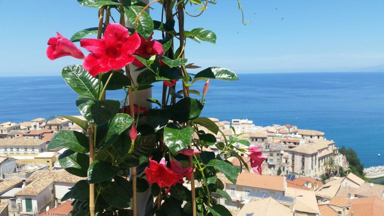 Appartement Il Terrazzo Su Pizzo Extérieur photo